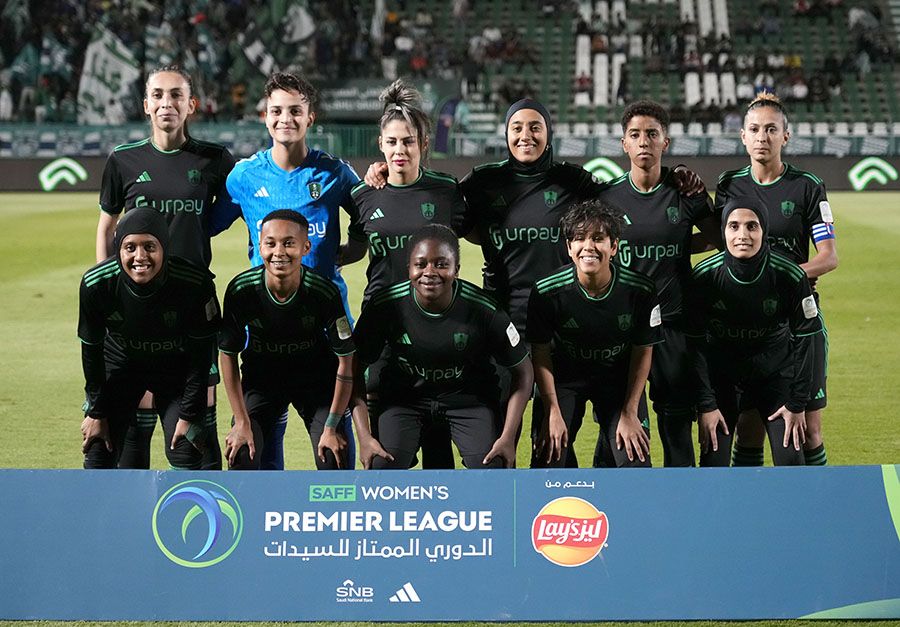 Pre-match photo between Al Ahli and Al Ittihad 